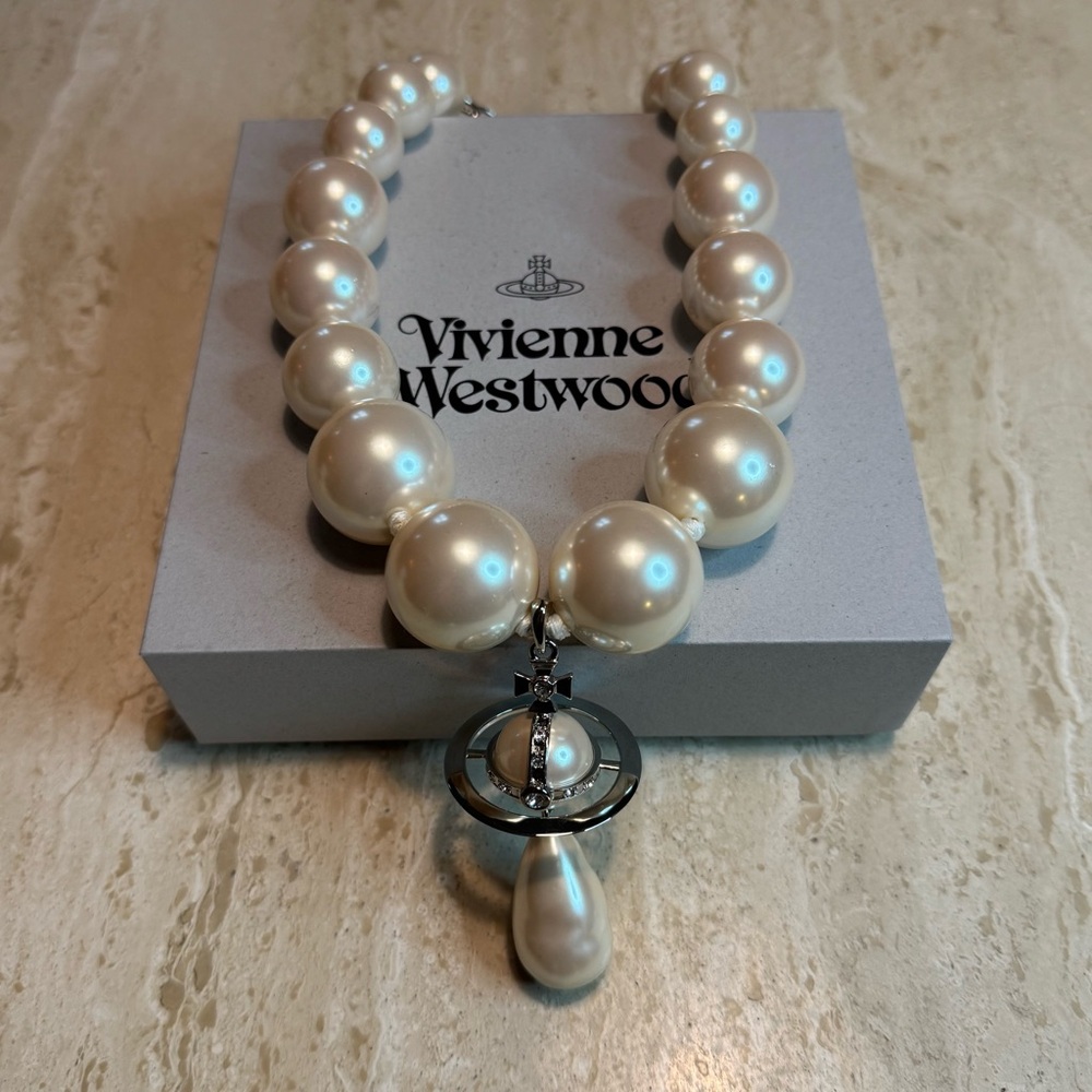 Vivienne Westwood Pearl Necklace